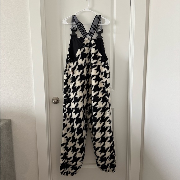 NWT Free People Movement Hit the Slopes Houndstooth Overalls - Picture 9 of 9